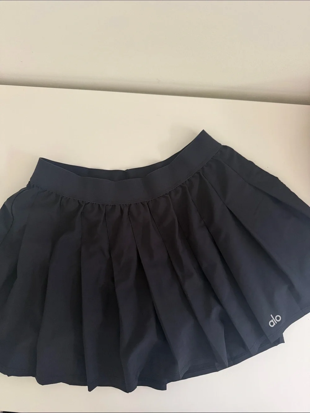 ALO Yoga Black Pleated Mini Tennis Skirt